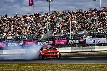 8244—зрителя пришли на трибуны Moscow Raceway на первом этапе Гран-При Российской Дрифт Серии.