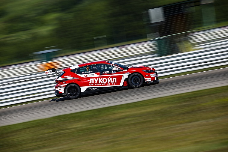 Гонки московского этапа чемпионата России смотрите на МАТЧ ТВ.